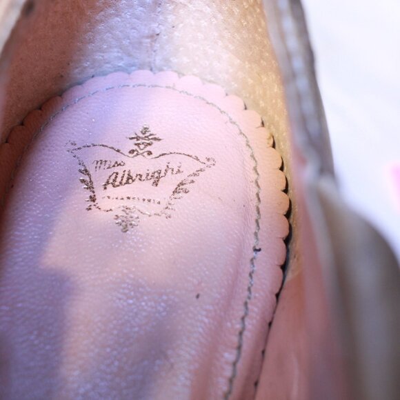 Miss Albright Anthropologie Size 8B Distressed Tan Leather Peep Toe Big Bow Heel - Picture 9 of 15